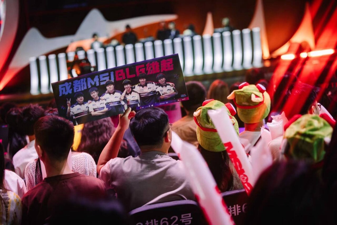 LNG主场季票内容：1314元保底看13场比赛，全勤得选手签名照