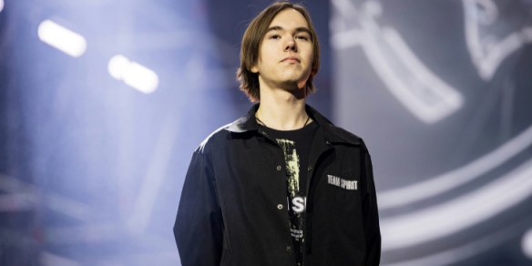 NaVi荣登HLTV 2021最佳战队 CEO亲自致谢